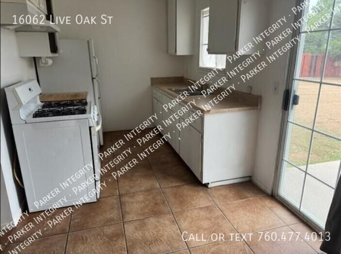 16062 Live Oak St - Photo 7 of 16