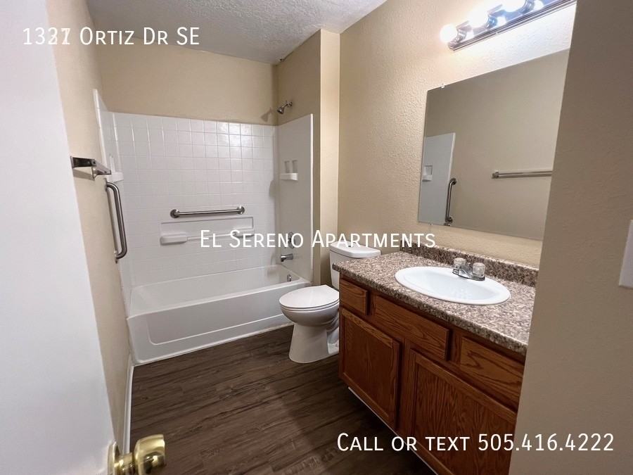 1327 Ortiz Dr Se - Photo 2 of 10