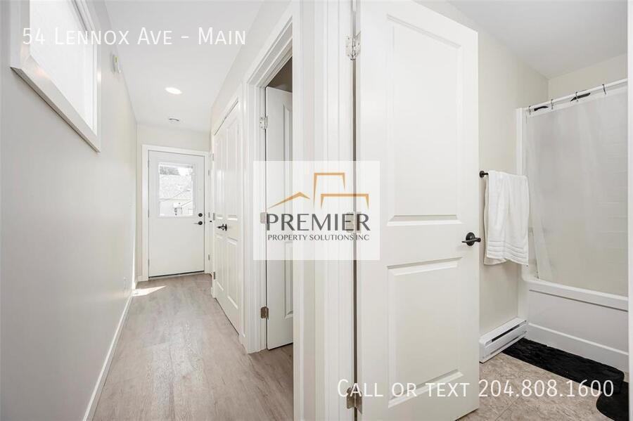 54 Lennox Avenue #MAIN - Photo 7 of 19