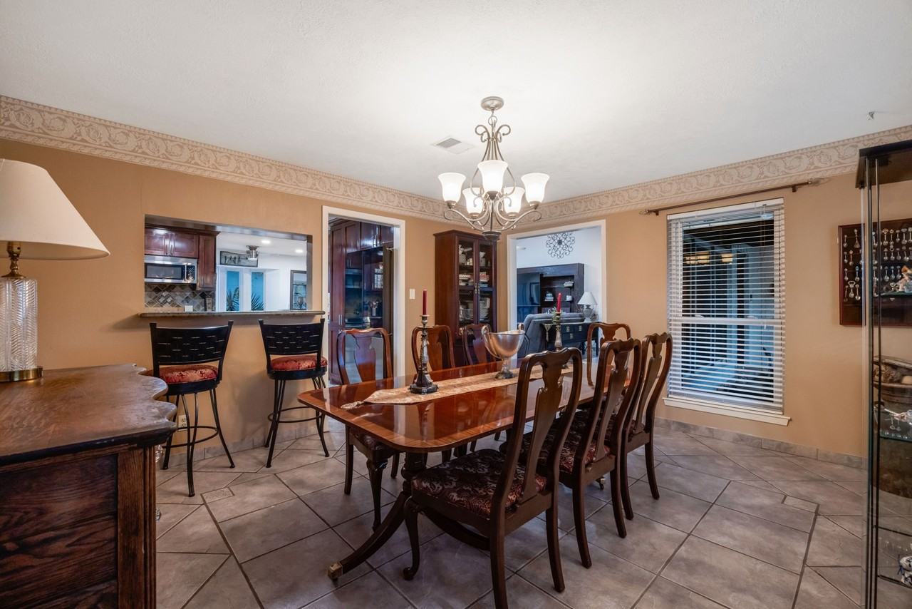 127 Sagewood Dr #127 - Photo 2 of 18