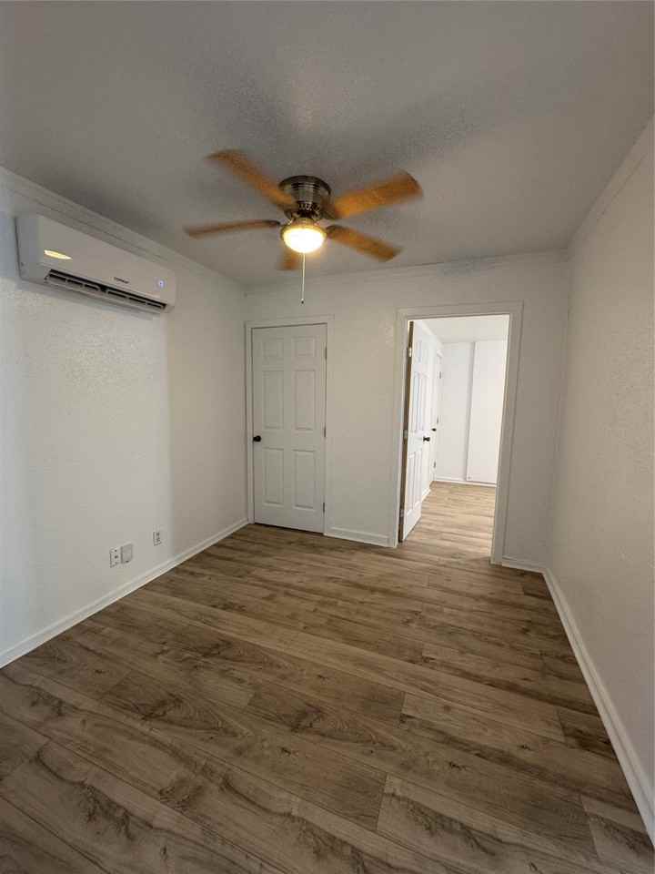 1747 5th St #1747AB - Photo 6 of 28