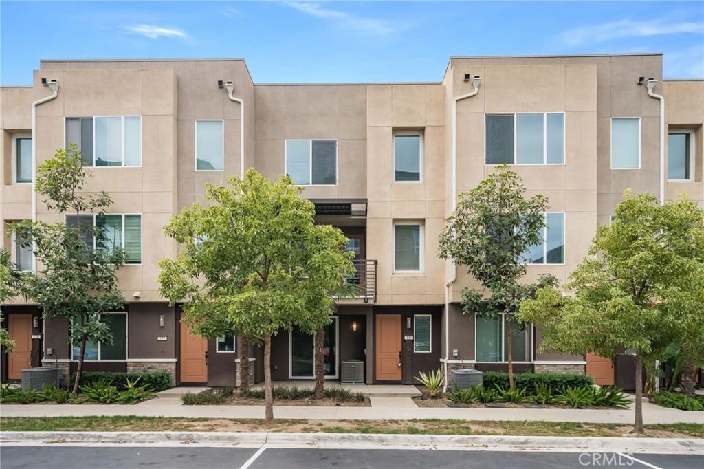 130 Unity #130 - Photo 7 of 27