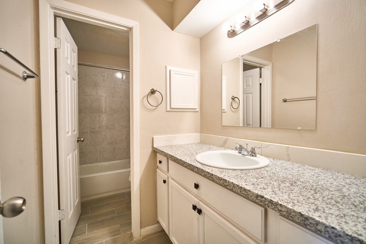 7214 Westbranch Drive #7214 - Photo 7 of 25