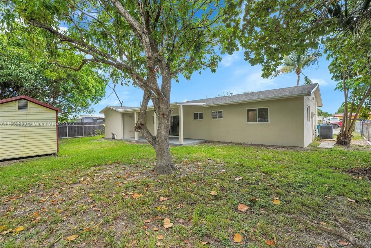 14312 Southwest 110th Avenue #14312 - Photo 2 of 26