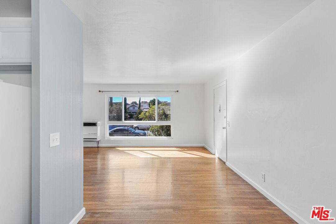 1210 North New Hampshire Avenue #1210 - Photo 3 of 16