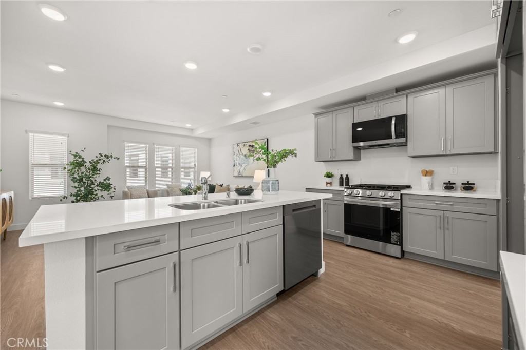 2109 White Avenue #2109A - Photo 3 of 28