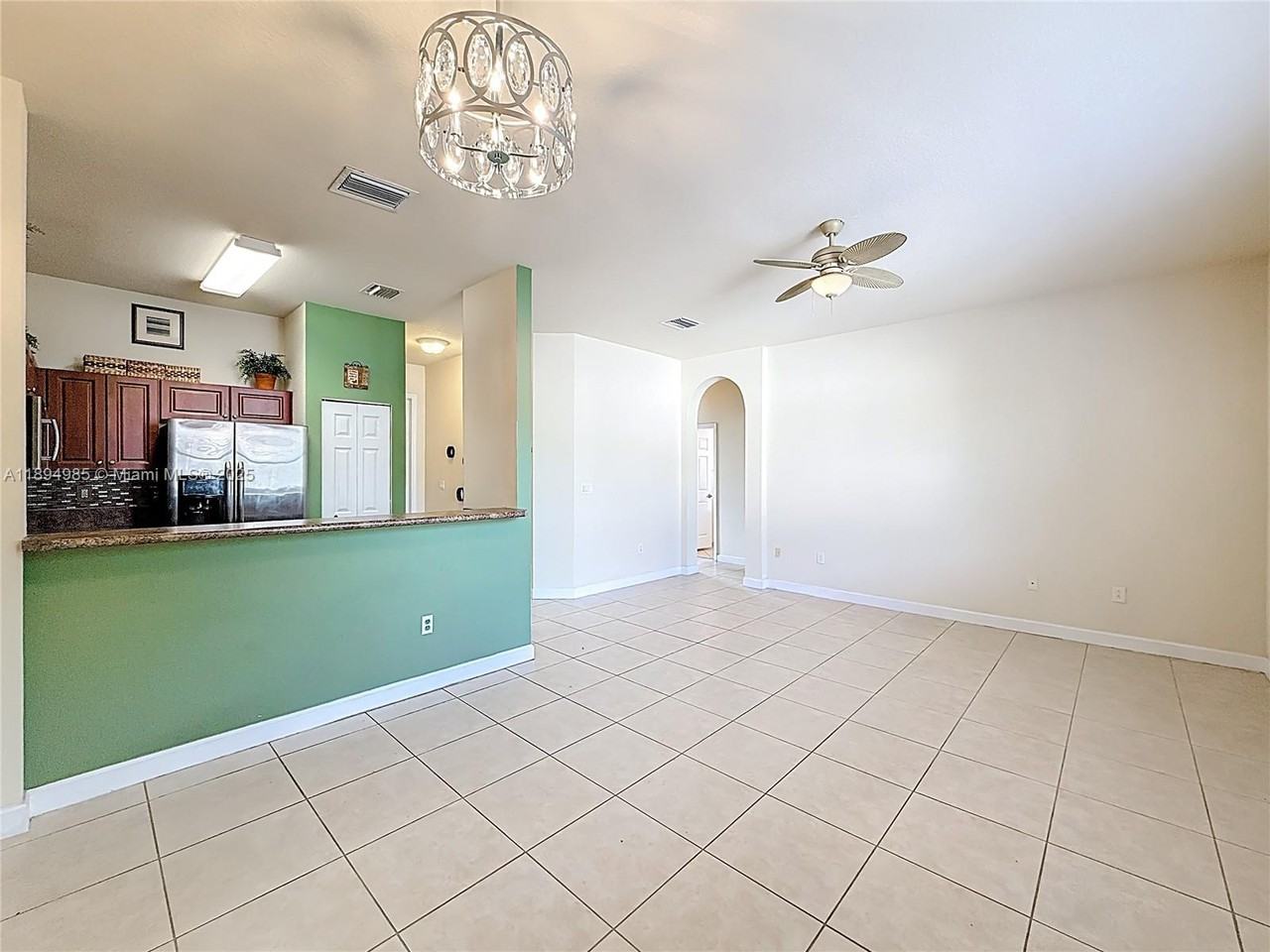 2935 Southeast 1st Drive