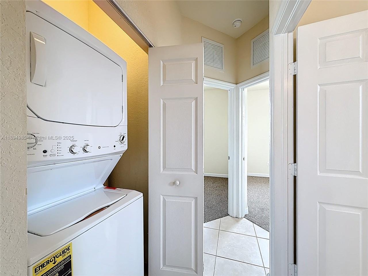 2935 Southeast 1st Drive #2935-21 - Photo 5 of 34