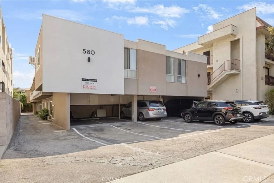 580 Stocker Street #580-6 - Photo 3 of 17