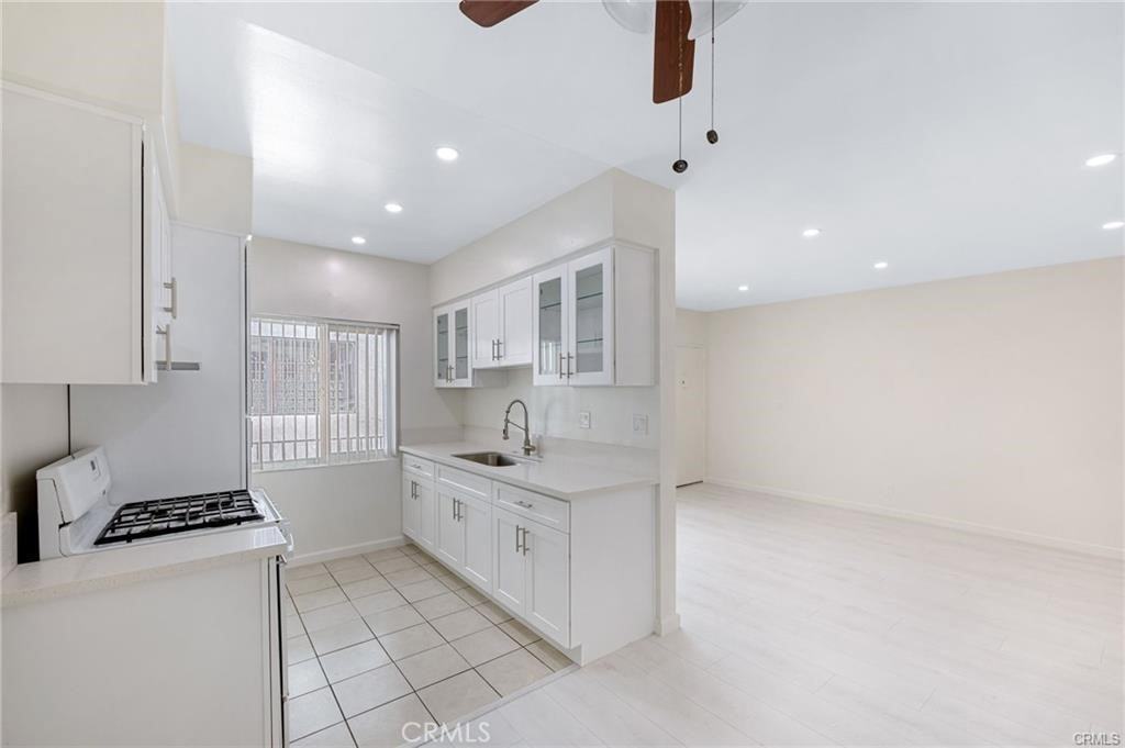 580 Stocker Street #580-6 - Photo 4 of 17