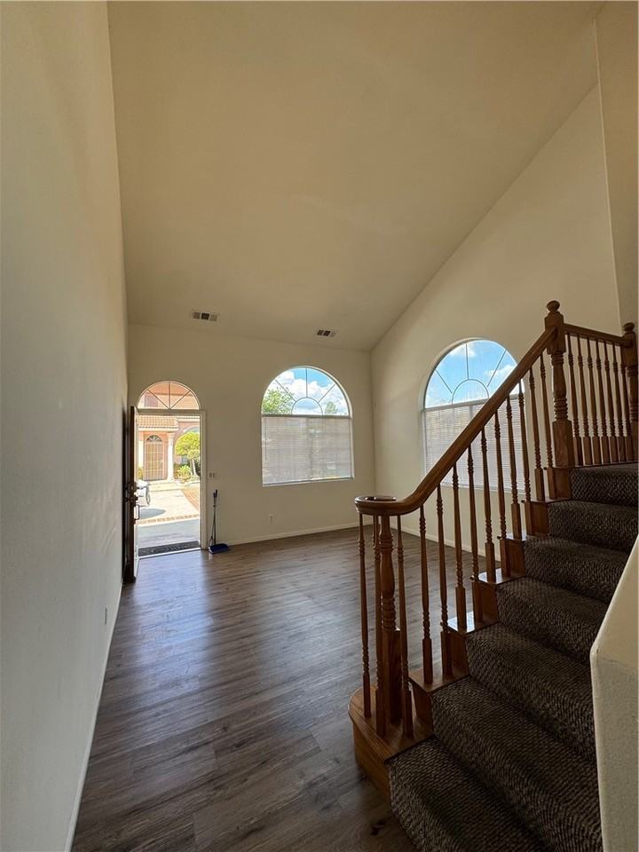 3822 Grace Avenue #3822 - Photo 7 of 8