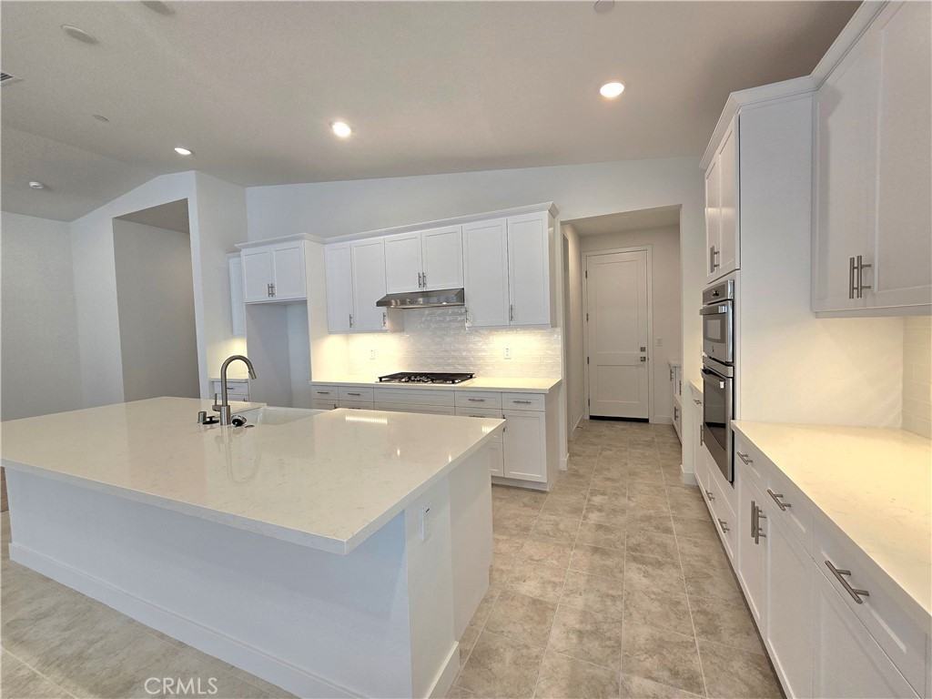 16685 Deergrass Ave #16685 - Photo 4 of 27