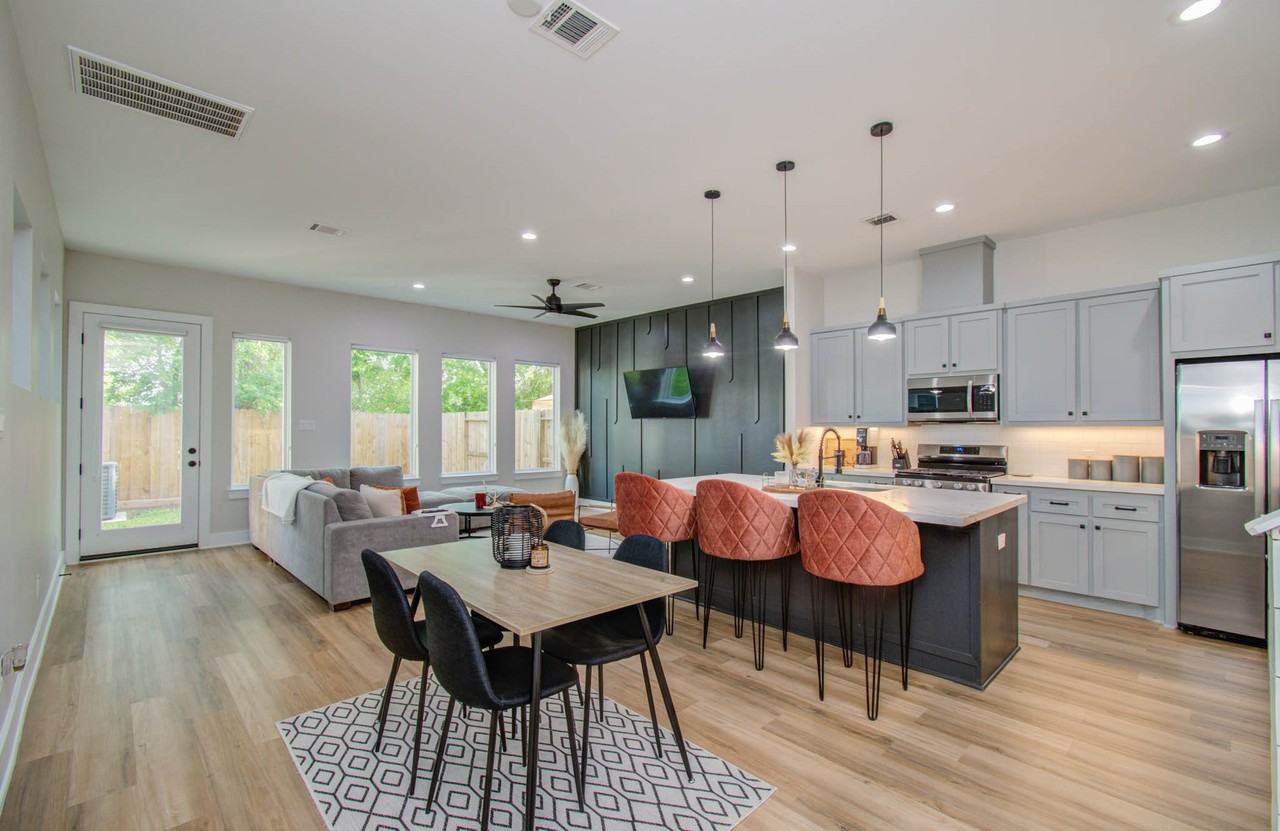 4612 Oats St #4612 - Photo 7 of 24