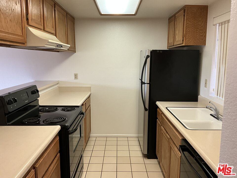 41726 Resorter Blvd #41726-516 - Photo 3 of 17