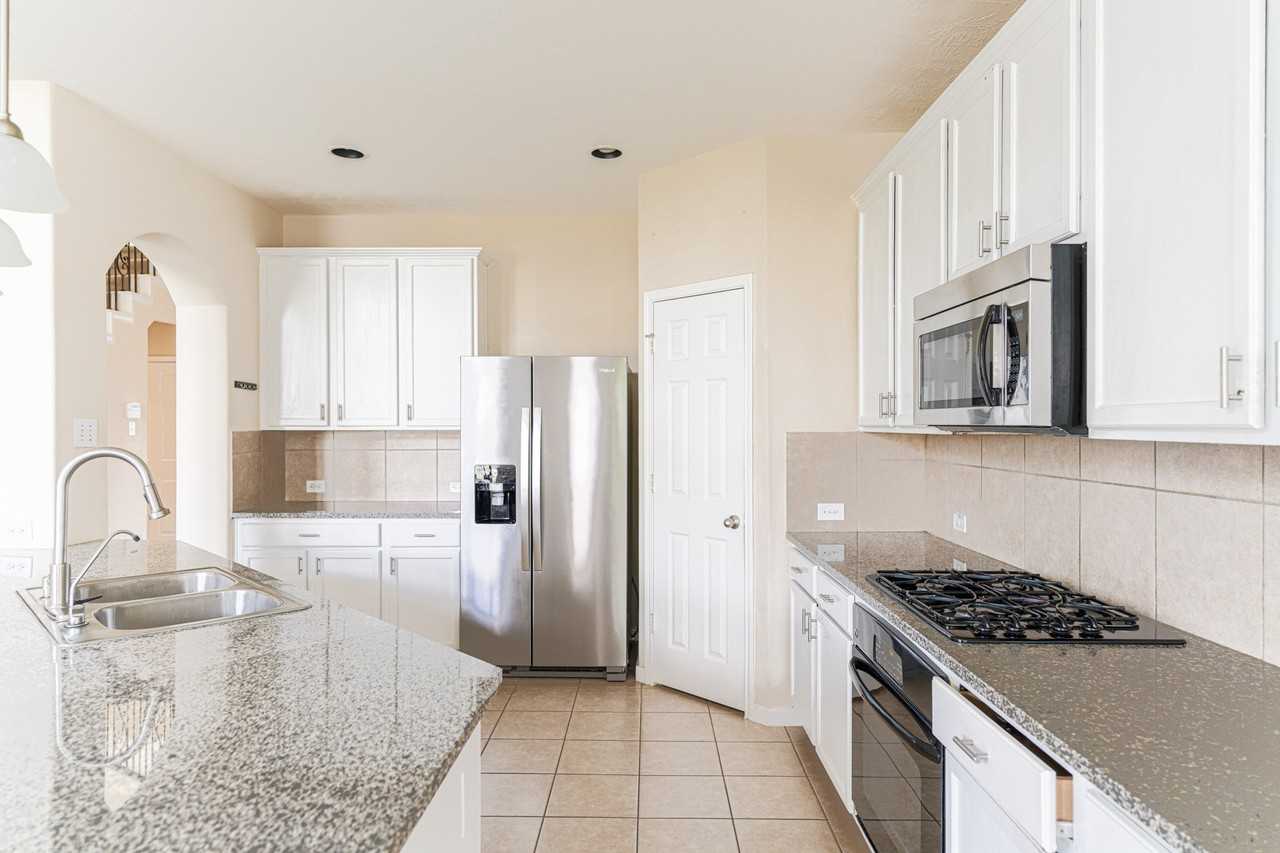 26311 Groveton Court #26311 - Photo 2 of 41