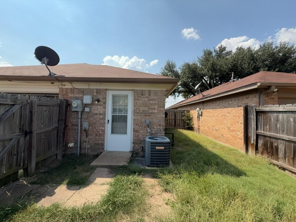 920 N Bryan Belt Line Rd #920 - Photo 2 of 5