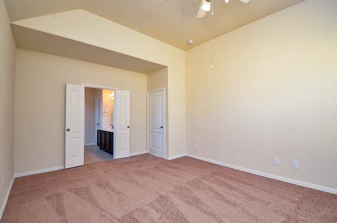 5118 Brookshire Pass Drive #5118 - Photo 3 of 32
