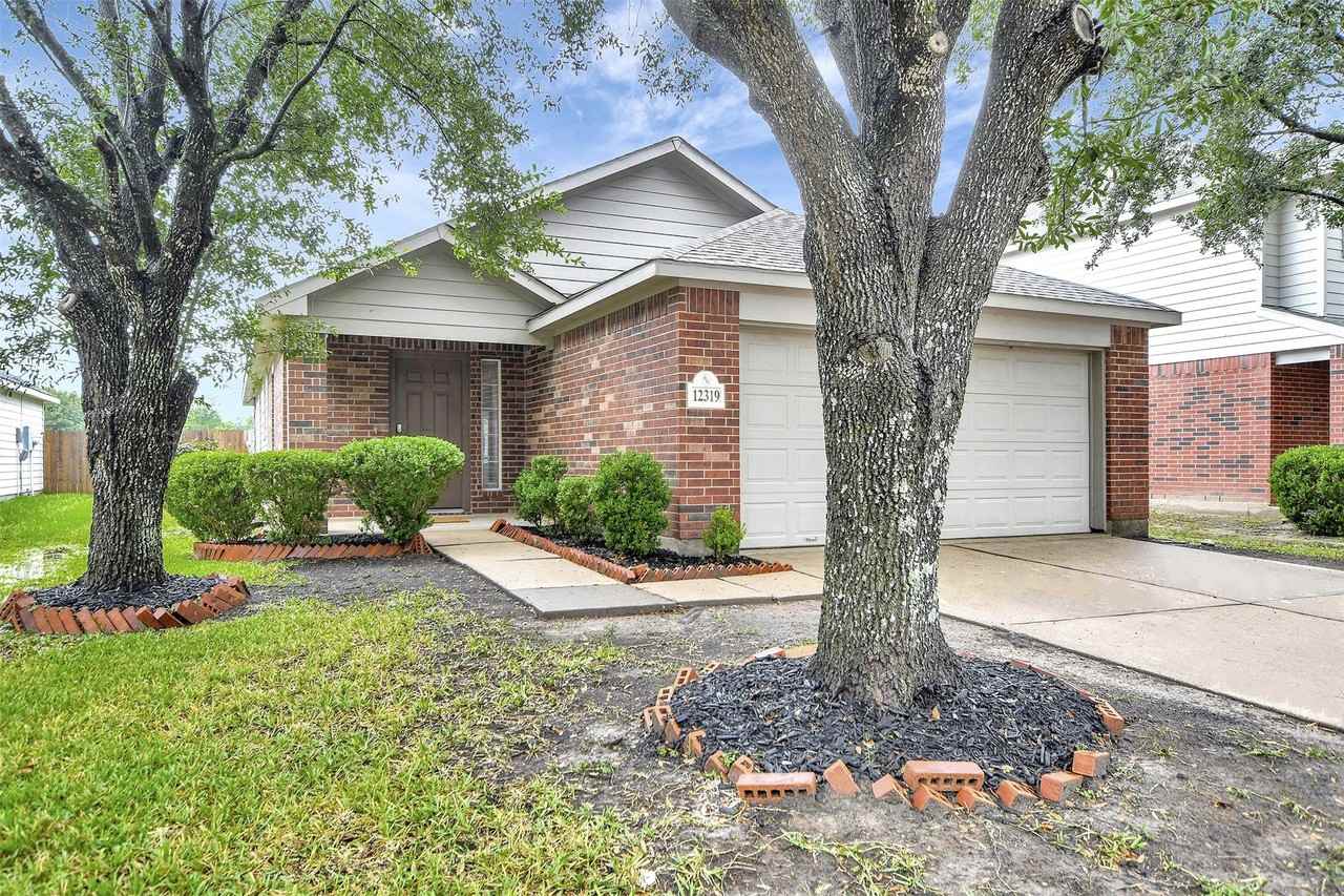 12319 Chute Forest Court #12319 - Photo 5 of 34