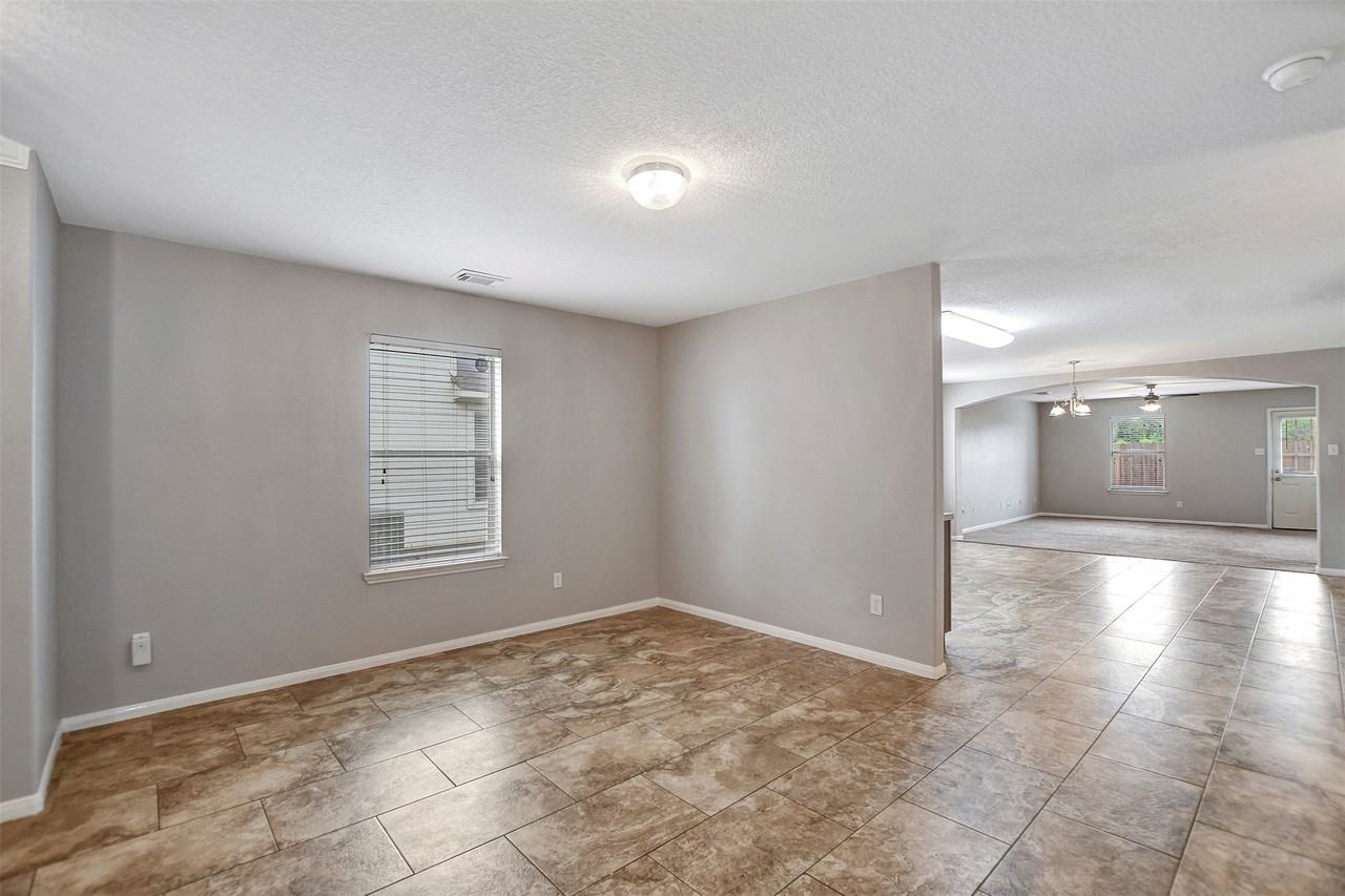 12319 Chute Forest Court #12319 - Photo 7 of 34