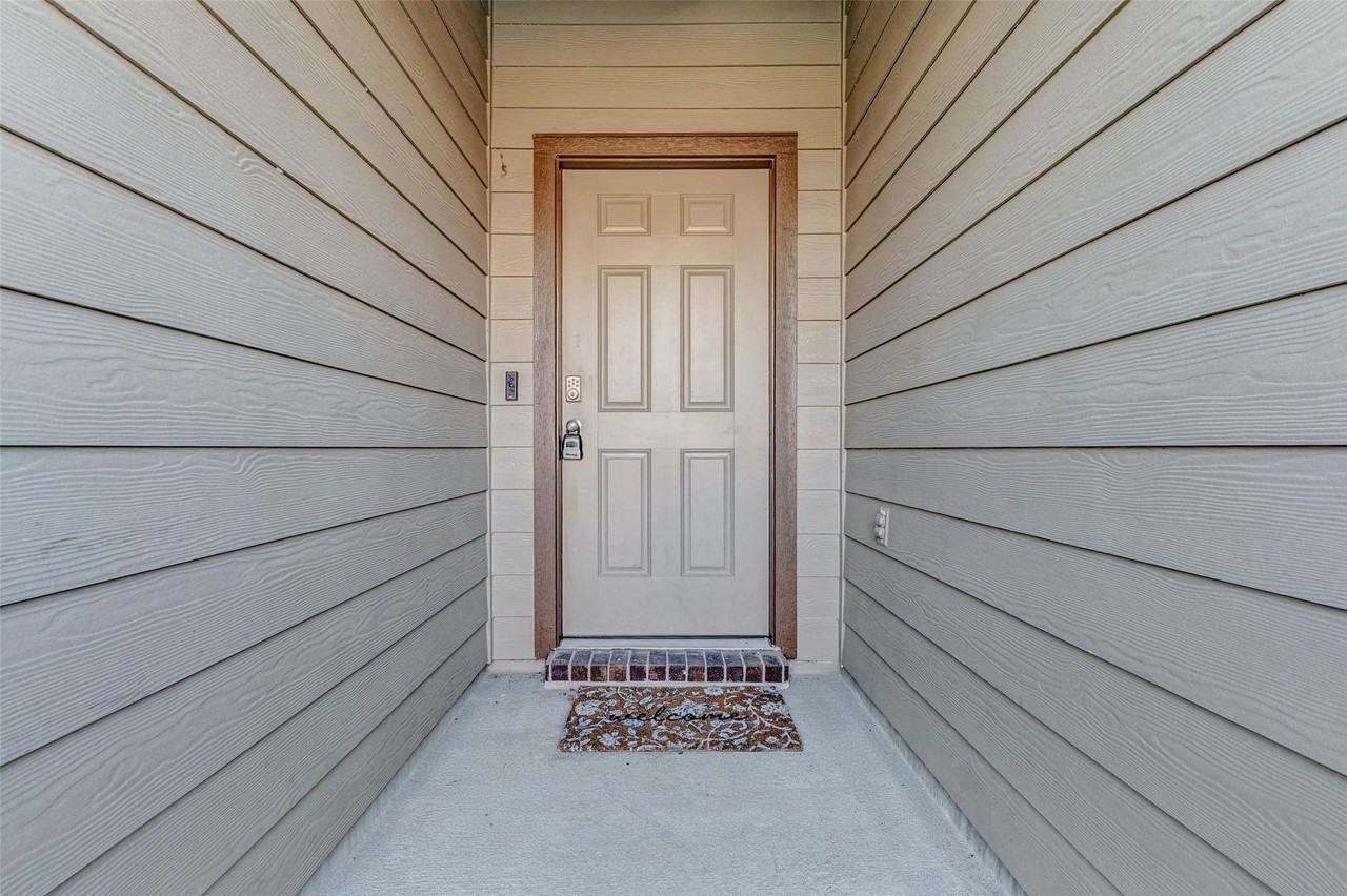 3314 Scout Island #3314 - Photo 2 of 39