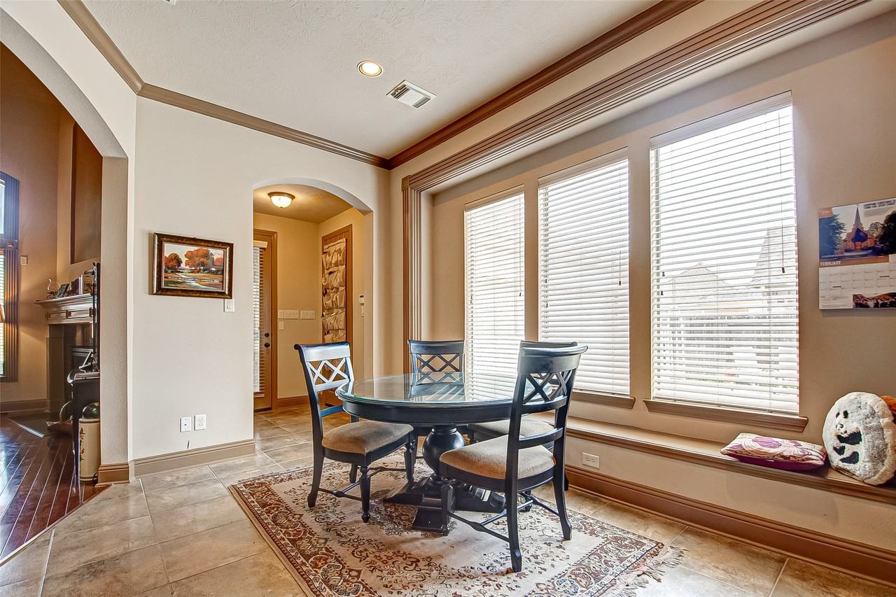 12413 Page Crest Ln #12413 - Photo 4 of 35