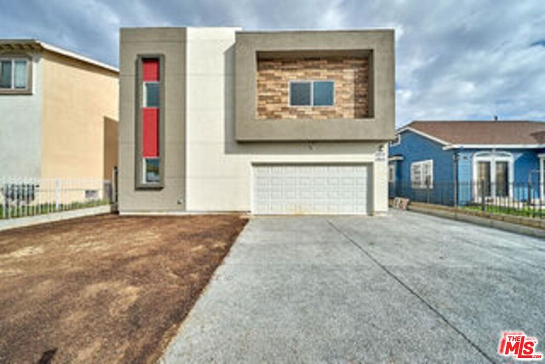 868 N Edgemont St #868 - Photo 5 of 15