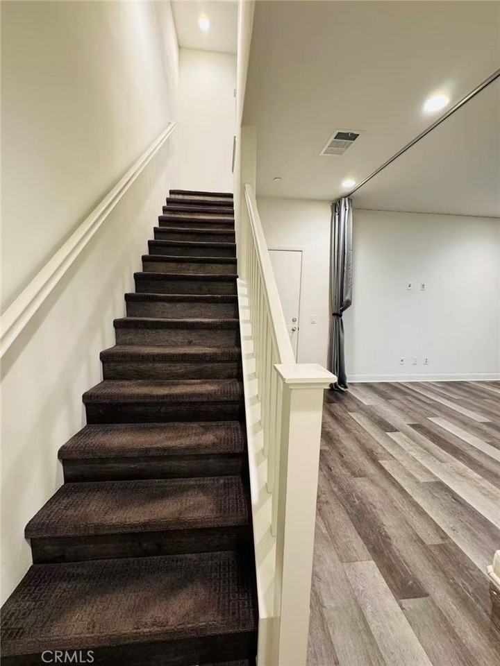 7374 Luminaire Pl #7374 - Photo 5 of 20