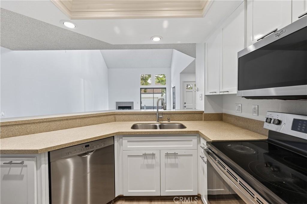 45 Briarglen #45-64 - Photo 3 of 19