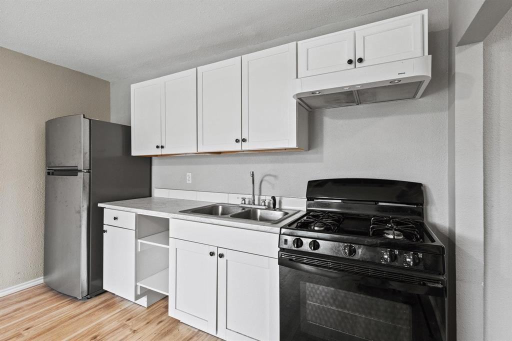 701 West Hull Street #701-1012 - Photo 6 of 20