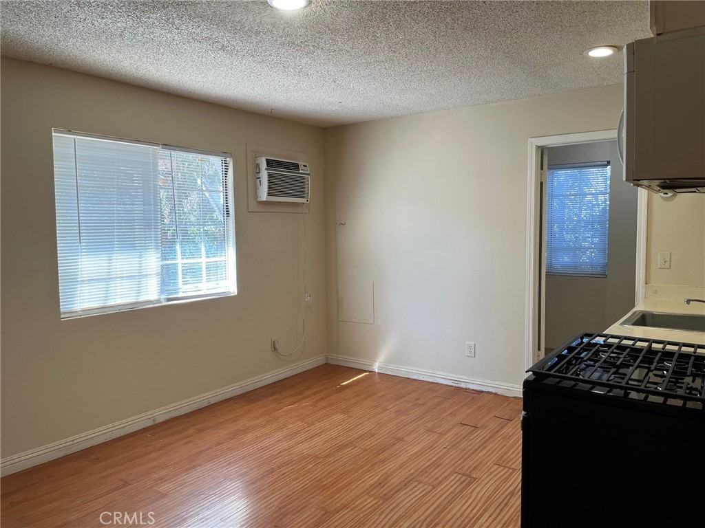 34655 Borchard Rd #34655B - Photo 4 of 12