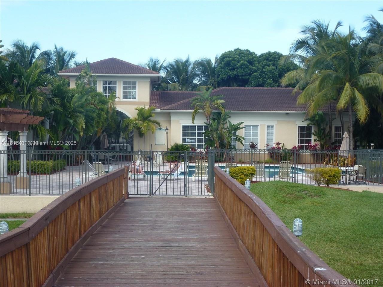 2474 Centergate Drive