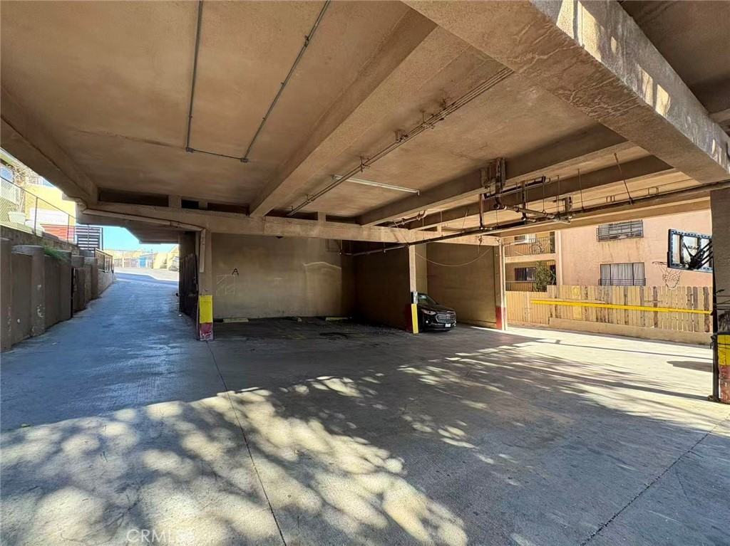 322 W Avenue 38 #322G - Photo 2 of 12