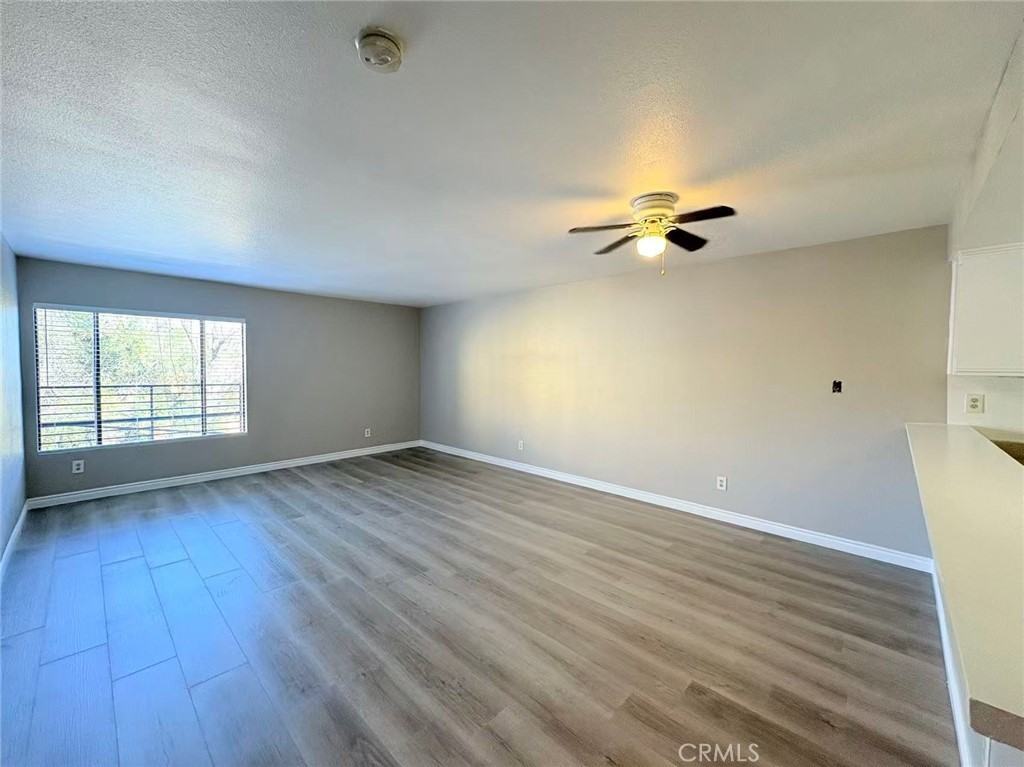 322 W Avenue 38 #322G - Photo 6 of 12