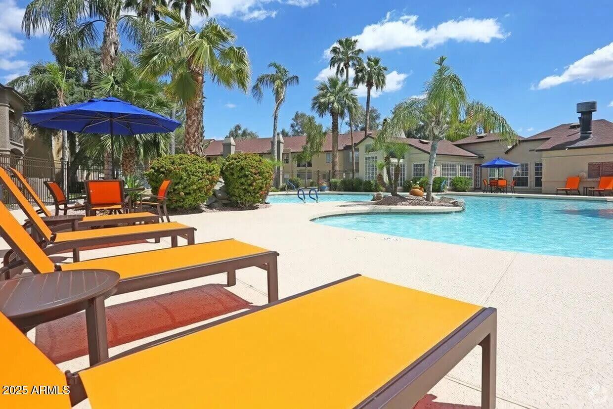 250 S Elizabeth Way #250B3 - Photo 6 of 16