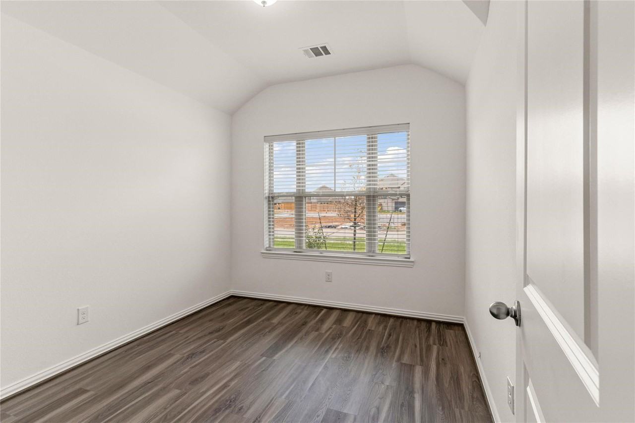 542 Long Beach Bay Drive #542 - Photo 6 of 34