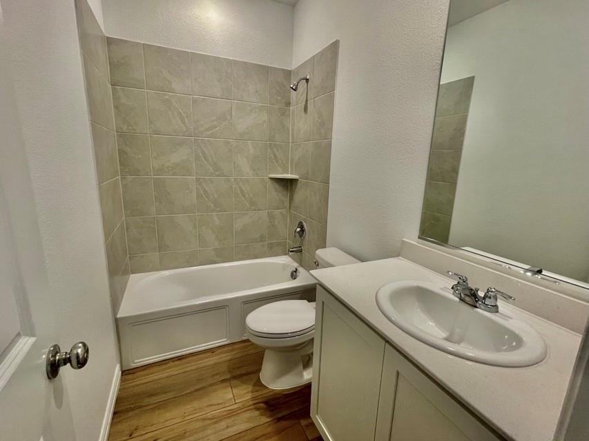 8608 Whistling Drive #8608 - Photo 5 of 34