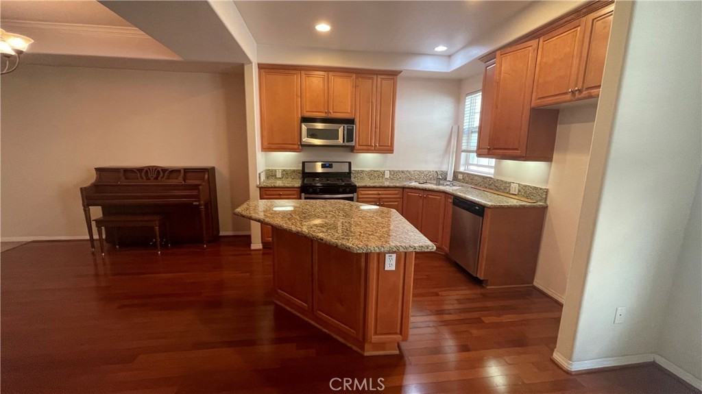 1425 Lomita Boulevard #1425-3 - Photo 3 of 3