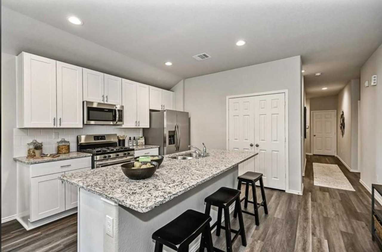 25202 Pomegranate Place #25202 - Photo 3 of 13