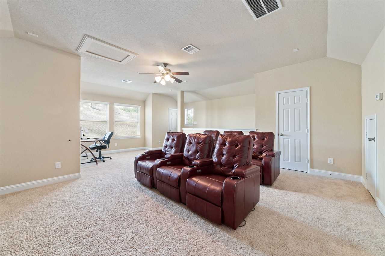 2023 Wembley Way #2023 - Photo 3 of 30