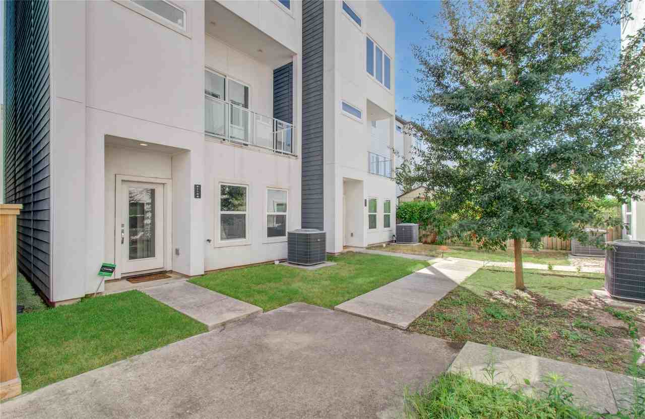 2116 Naomi St #2116B - Photo 5 of 34