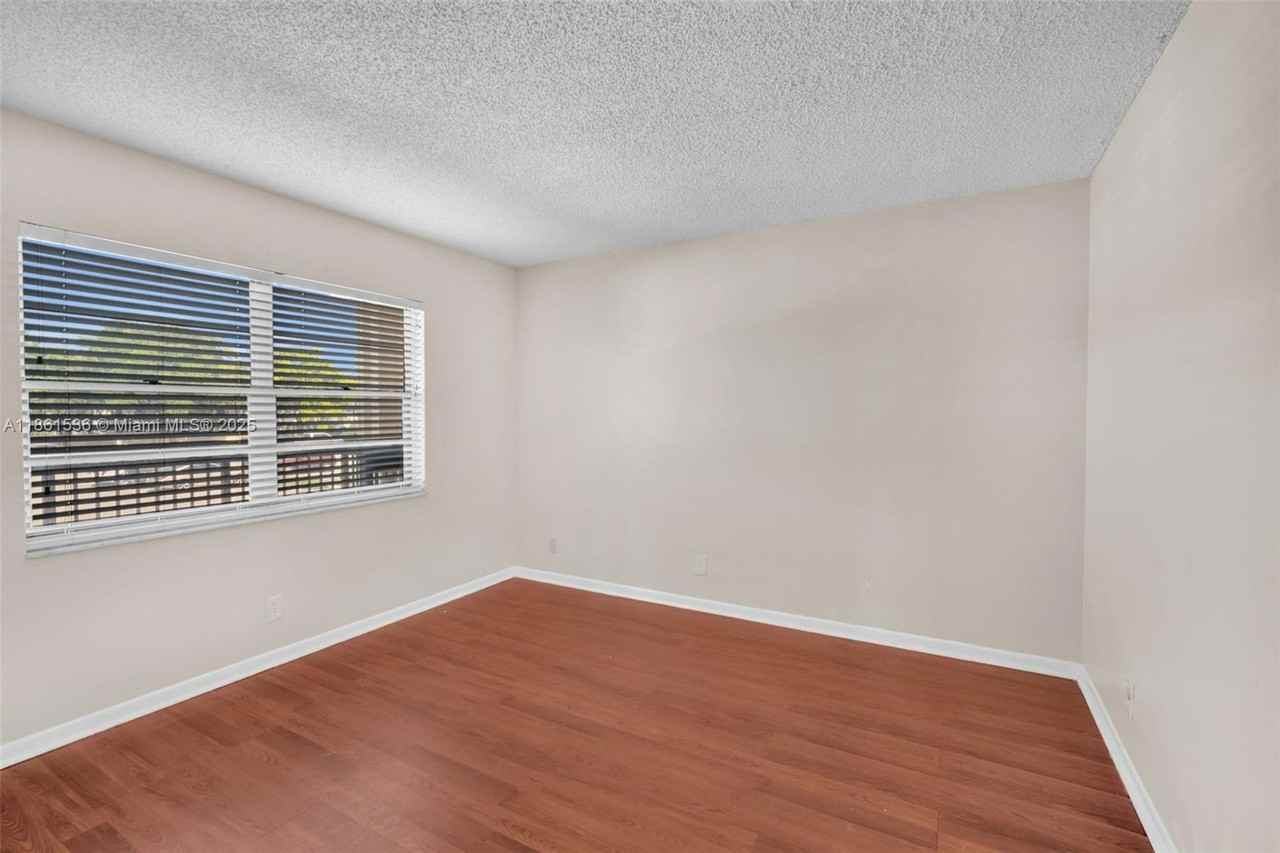 6575 W Oakland Park Blvd #6575-218 - Photo 3 of 29