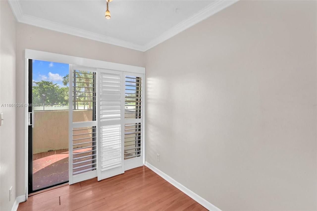 6575 W Oakland Park Blvd #6575-218 - Photo 6 of 29