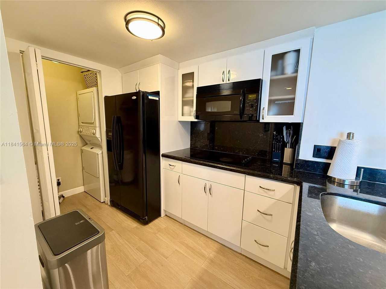 770 Claughton Island Dr