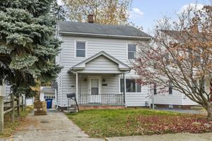 featured image of 1369 Wildwood Road