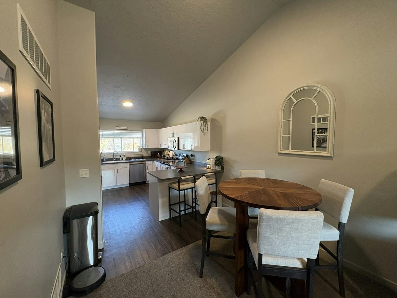 64 W 600 S - #302 - Photo 3 of 13