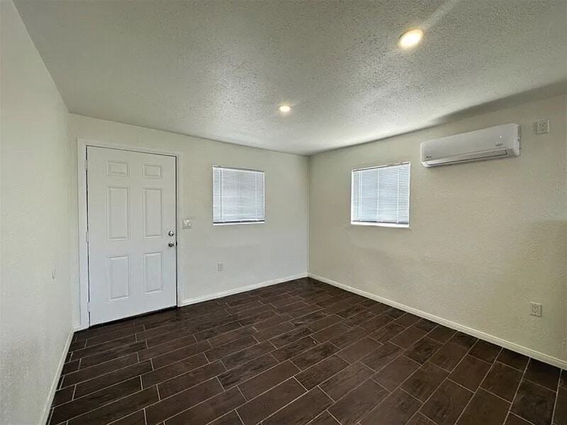 66261 3rd Street, Unit 1 - Photo 5 of 10