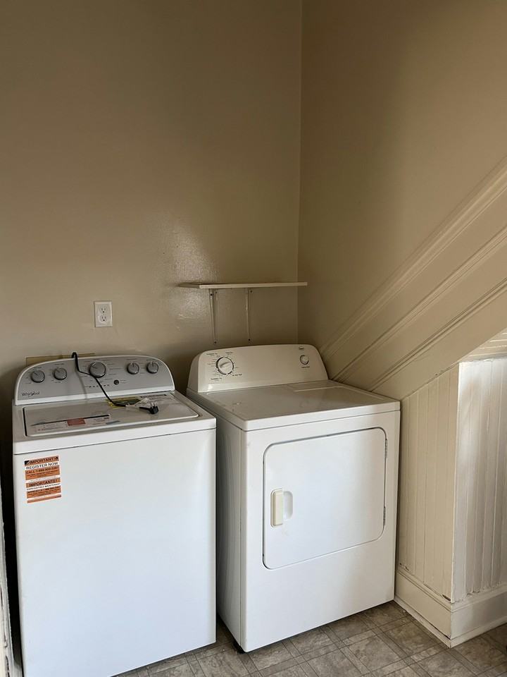 516 4th Street, Unit 516 - Photo 6 of 8