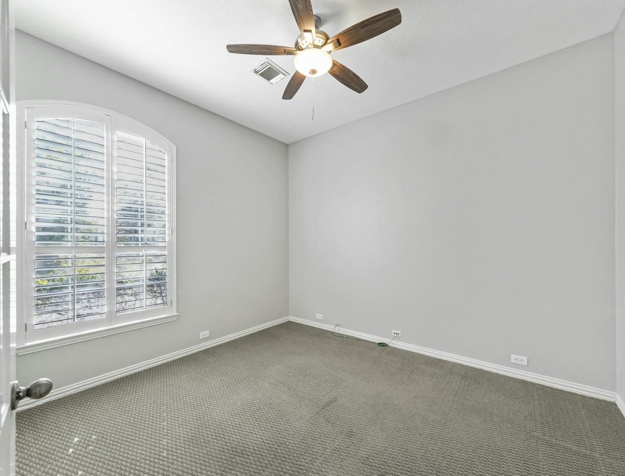 106 Cezanne Woods Drive - Photo 2 of 22