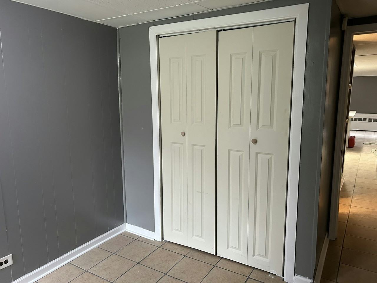 1828 Gunderson Avenue, Unit Garden Floor - Photo 2 of 9