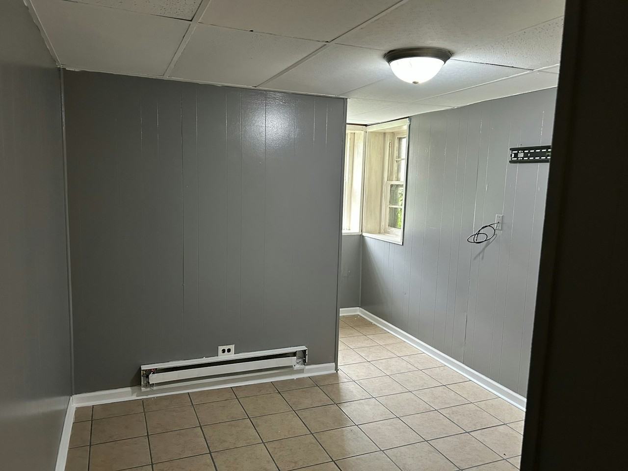 1828 Gunderson Avenue, Unit Garden Floor - Photo 3 of 9